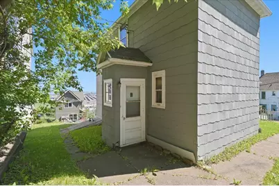 230 N 18th Avenue W, Duluth, MN 55806 - Photo 18