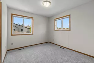 15720 Griffon Path, Apple Valley, MN 55124 - Photo 22