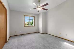 15720 Griffon Path, Apple Valley, MN 55124 - Photo 16