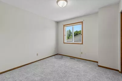 15720 Griffon Path, Apple Valley, MN 55124 - Photo 20