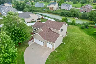 2043 Willow Ct, Howard Lake, MN 55349 - Photo 4
