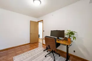 9517 Clinton Ave S, Bloomington, MN 55420 - Photo 20