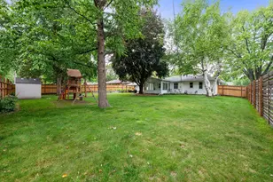 9517 Clinton Ave S, Bloomington, MN 55420 - Photo 40