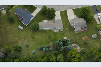 113 E Ridgeview Drive, Starbuck, MN 56381 - Photo 2