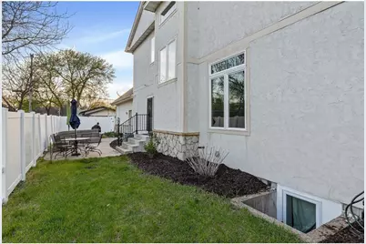 5201 Humboldt Avenue N, Minneapolis, MN 55430 - Photo 32