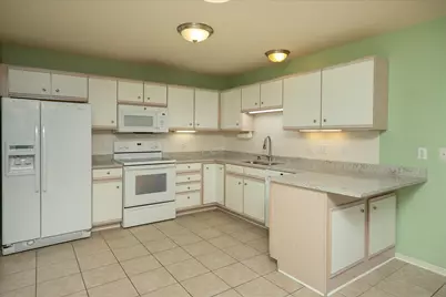 3211 Northern Valley Drive NE, Rochester, MN 55906 - Photo 10