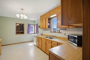 310 Stanley St, Frost, MN 56033 - Photo 8