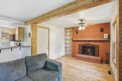 5311 Knox Avenue N, Brooklyn Center, MN 55430 - Photo 6
