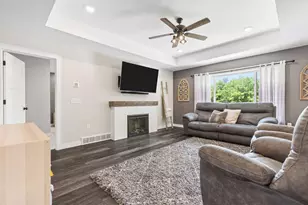 W1202 Oakridge Ct, Spring Valley, WI 54767 - Photo 4