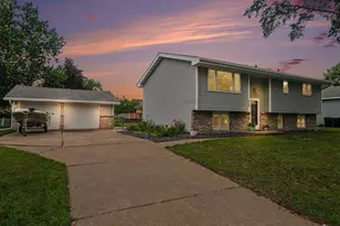 810 Sunny Ln, Anoka, MN 55303 - Photo 1
