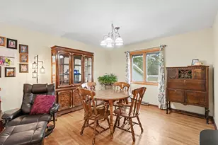 810 Sunny Ln, Anoka, MN 55303 - Photo 6