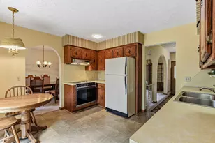 21430 W Birchwood Cir NE, Cedar, MN 55011 - Photo 14