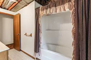 21430 W Birchwood Cir NE, Cedar, MN 55011 - Photo 36