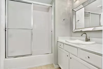 500 E Grant Street #407, Minneapolis, MN 55404 - Photo 24