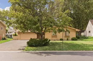3901 Louisiana Ave N, New Hope, MN 55427 - Photo 2