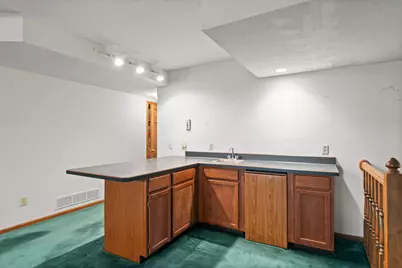 7890 Guild Court, Apple Valley, MN 55124 - Photo 28