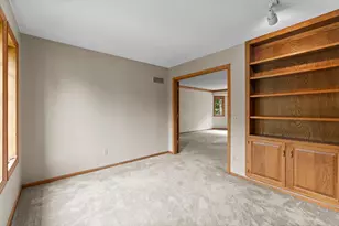 7890 Guild Ct, Apple Valley, MN 55124 - Photo 22