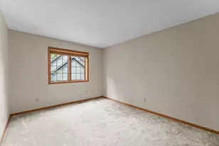 7890 Guild Ct, Apple Valley, MN 55124 - Photo 20