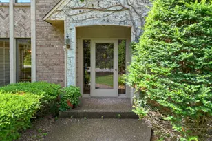 7890 Guild Ct, Apple Valley, MN 55124 - Photo 2