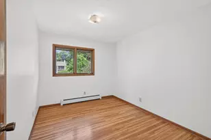 11508 Galtier Dr, Burnsville, MN 55337 - Photo 20