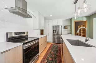 2955 Regent Ave N, Golden Valley, MN 55422 - Photo 8