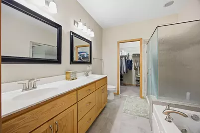 13205 Galena Way, Apple Valley, MN 55124 - Photo 16