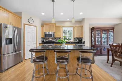 13205 Galena Way, Apple Valley, MN 55124 - Photo 10