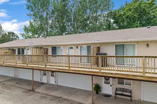 815 Kingston Street N, Caledonia, MN 55921 - Photo 1