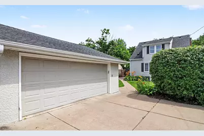 4624 Vallacher Avenue, Saint Louis Park, MN 55416 - Photo 18
