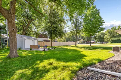 1071 Anderson Place, Owatonna, MN 55060 - Photo 6