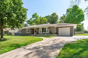1071 Anderson Pl, Owatonna, MN 55060 - Photo 2