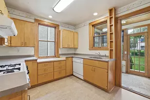 2140 Dayton Ave, Saint Paul, MN 55104 - Photo 14