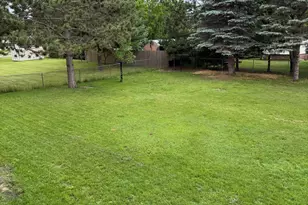 349 Beaulieu St W, Motley, MN 56466 - Photo 6