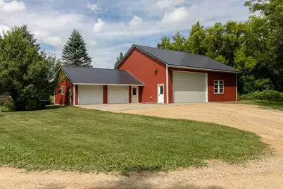 58385 Kirkwood Road, Mankato, MN 56001 - Photo 4