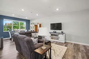 17097 Dysart Pl, Lakeville, MN 55044 - Photo 6