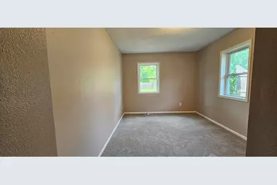 414 W Maple Avenue, Fergus Falls, MN 56537 - Photo 12