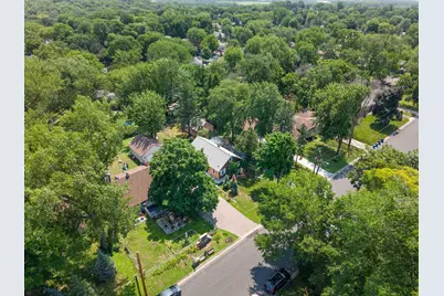 10901 Russell Avenue S, Bloomington, MN 55431 - Photo 28