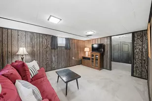 10901 Russell Ave S, Bloomington, MN 55431 - Photo 18