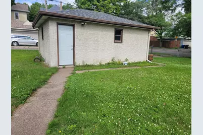 985 Bradley Street, Saint Paul, MN 55130 - Photo 14