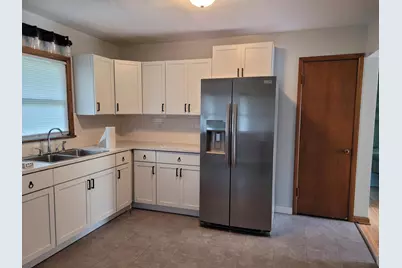 985 Bradley Street, Saint Paul, MN 55130 - Photo 8