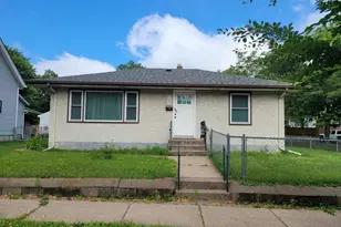 985 Bradley St, Saint Paul, MN 55130 - Photo 1