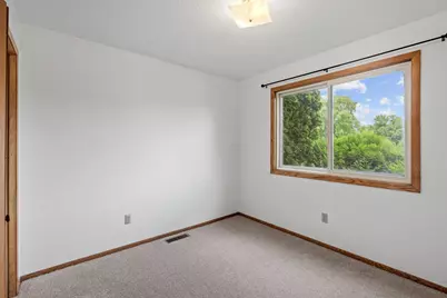 7581 23rd Street N, Oakdale, MN 55128 - Photo 14