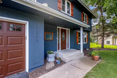 17200 Barberry Circle, Eden Prairie, MN 55346 - Photo 4