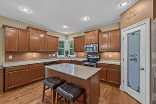 20685 Frost Ct, Lakeville, MN 55044 - Photo 2