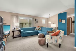 15859 Gooseberry Way, Apple Valley, MN 55124 - Photo 2