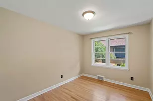 5633 Penn Ave S, Minneapolis, MN 55419 - Photo 18