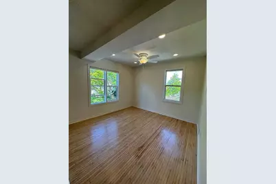 152 Winifred Street West #Unit 2 (Upper), Saint Paul, MN 55107 - Photo 2