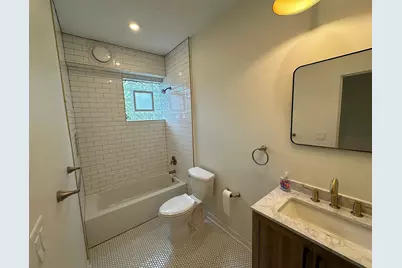 152 Winifred Street West #Unit 2 (Upper), Saint Paul, MN 55107 - Photo 12