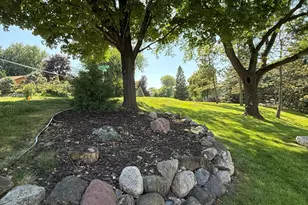 2111 Kings Valley Rd W, Golden Valley, MN 55427 - Photo 76