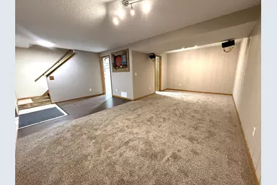 2111 Kings Valley Road W, Golden Valley, MN 55427 - Photo 60
